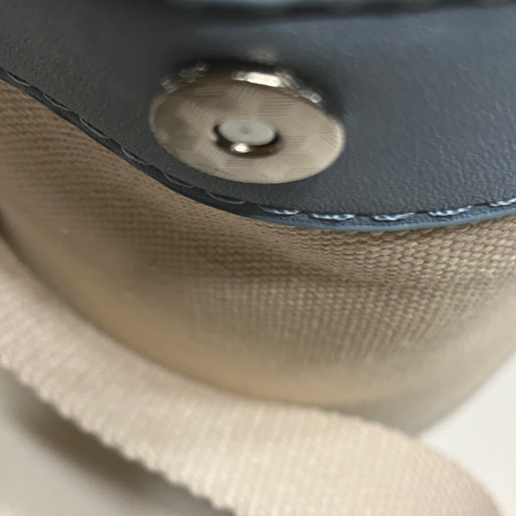 Cylindrical Blue and Cream Crossbody Bag - Picture 5 of 7